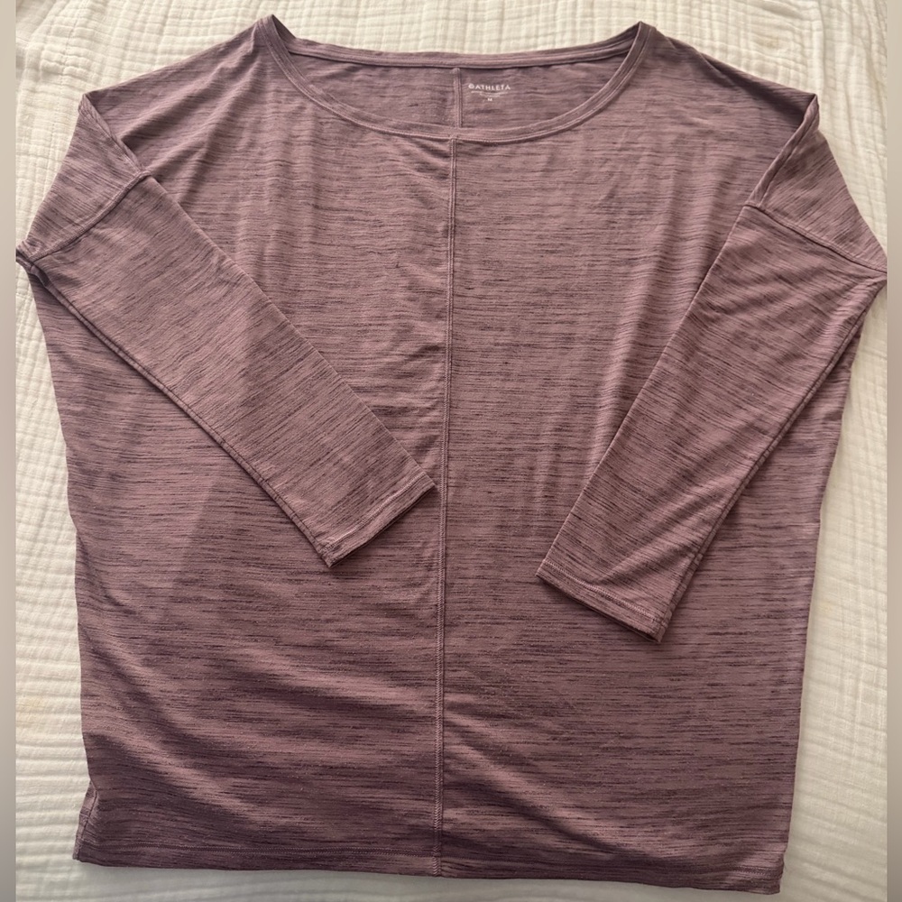 Athleta Long Sleeve Top Medium Mauve Purple Lightweight Athleisure Casual Soft
